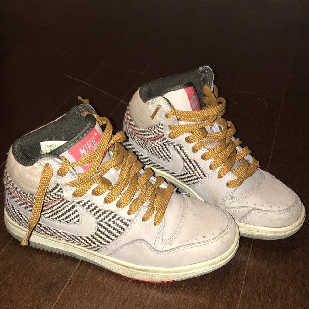 NIKE COURT FORCE LOOK